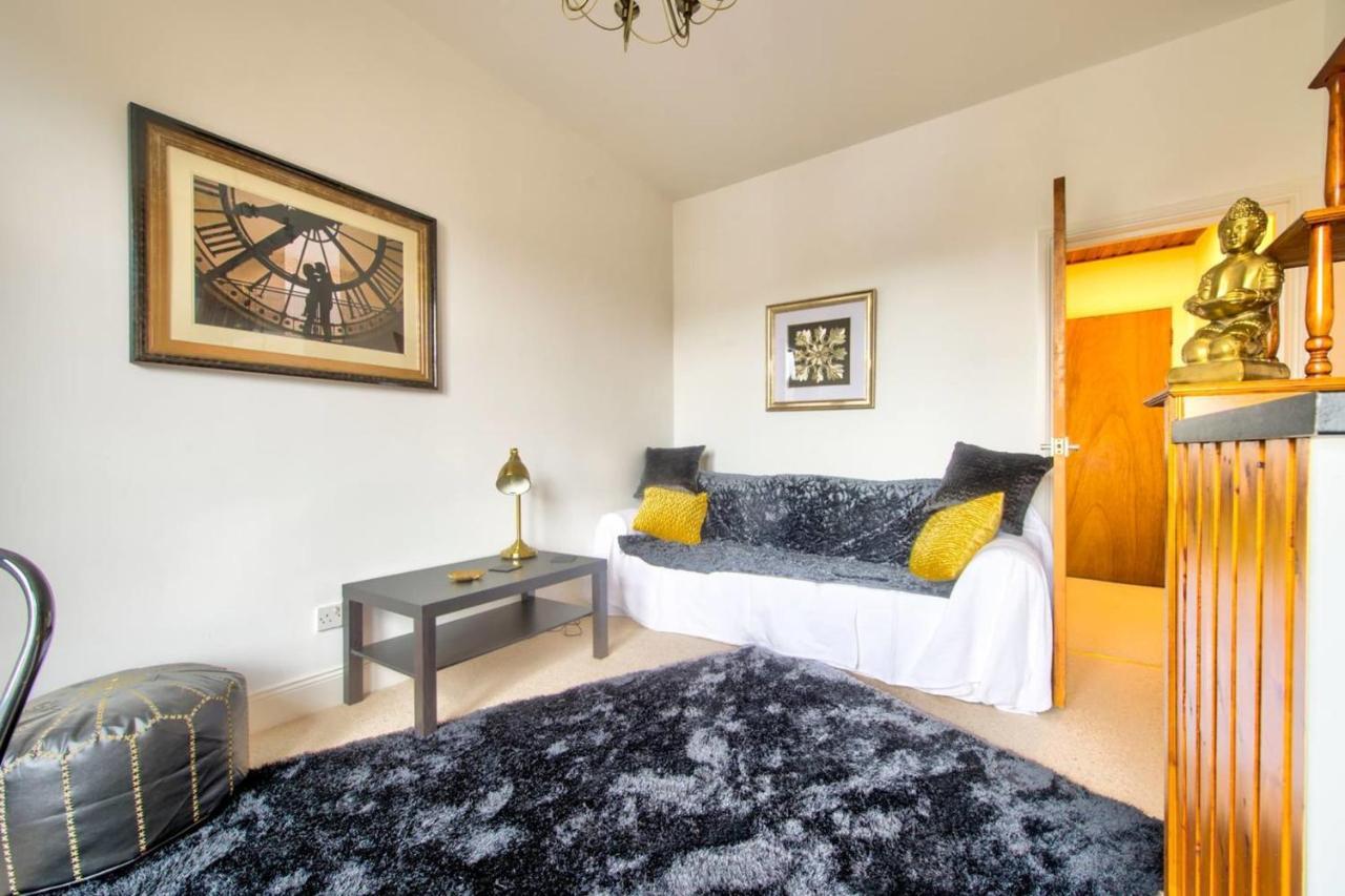 אדינבורו Guestready - Apartment In The Historic Grassmarket For 2 Guests מראה חיצוני תמונה